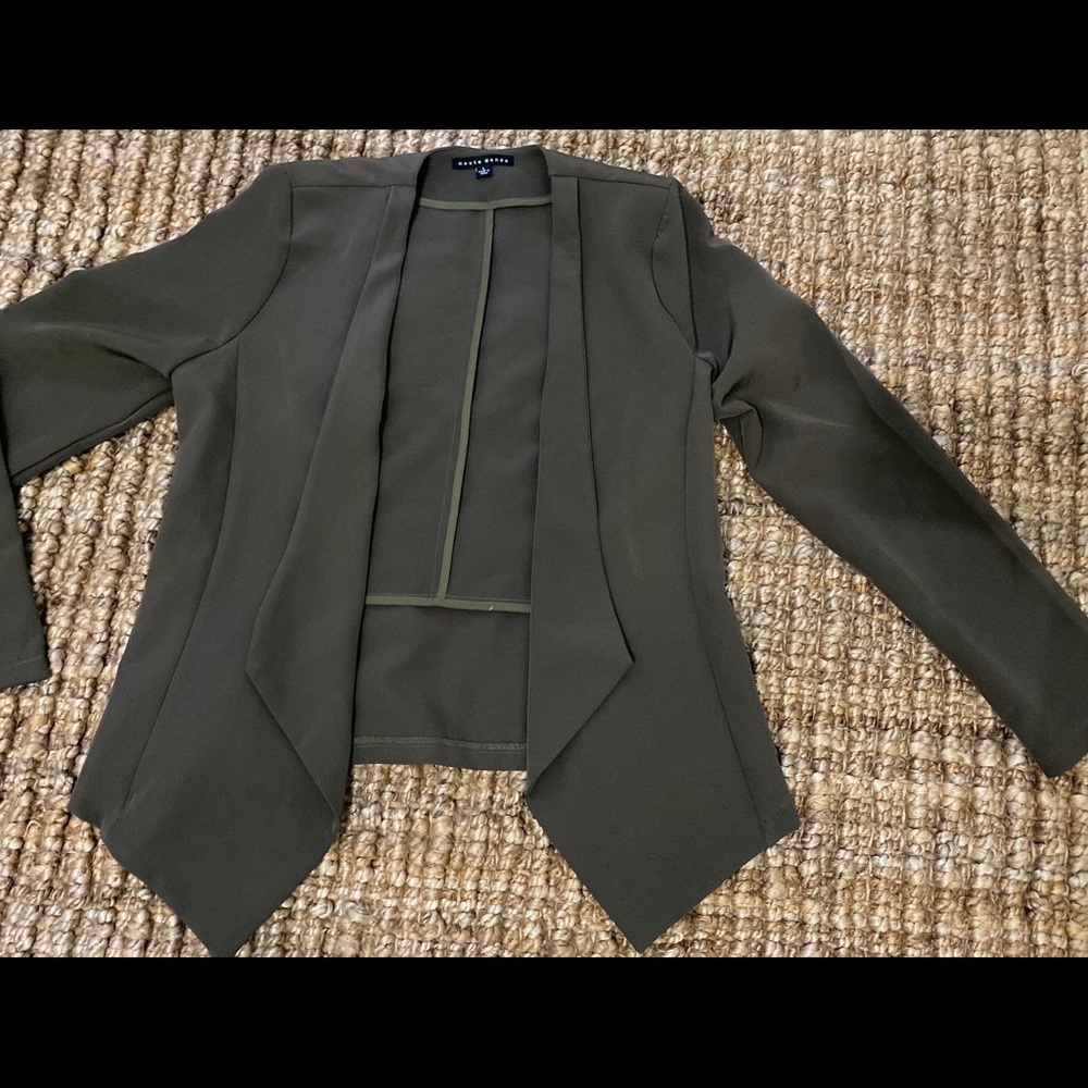 Stylish Olive Blazer 🖤